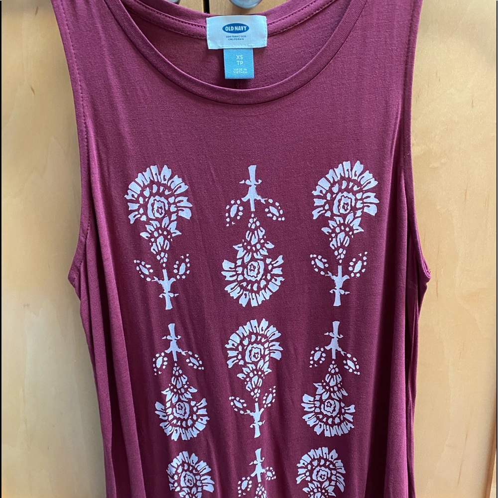old navy tank top